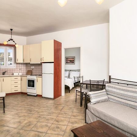 Studio Livanios Αδάμας Εξωτερικό φωτογραφία