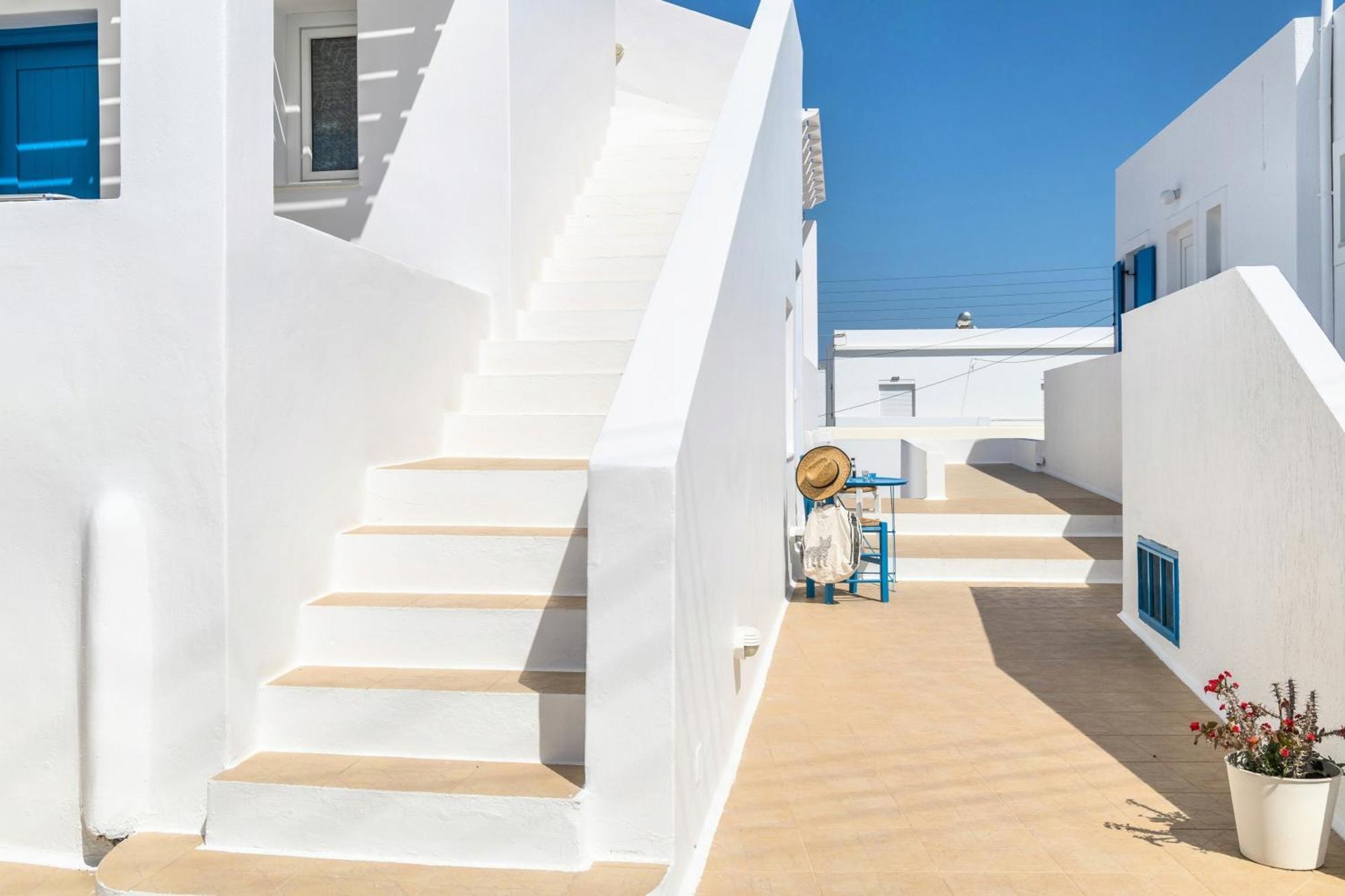 Studio Livanios Αδάμας Εξωτερικό φωτογραφία