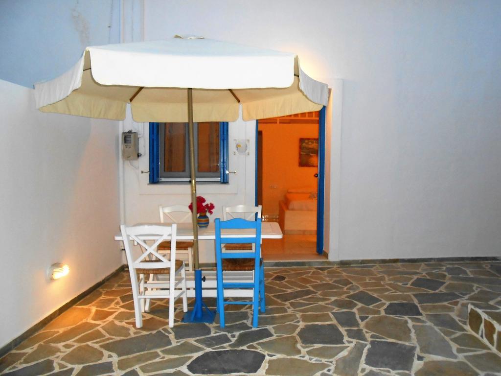 Studio Livanios Αδάμας Εξωτερικό φωτογραφία
